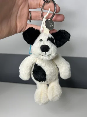 Front photo of Rufferty Puppy Clip-On Charm uploaded by TishWish