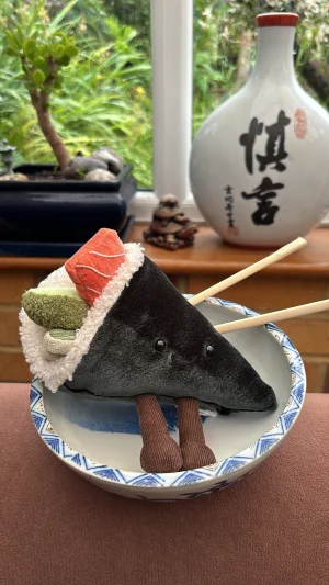 Amuseables Coneroi Temaki Jellycat photo