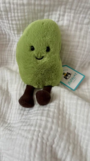 Amuseables Soyella Edamame Bean Jellycat photo