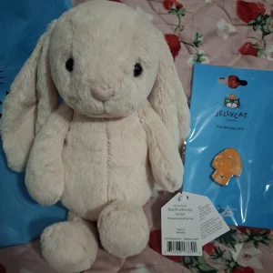 Bashful Bunny Junior Jellycat | Jelly Journal