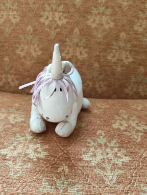 A photo of Rockabellie Unicorn Jellycat taken by SarahGosling04