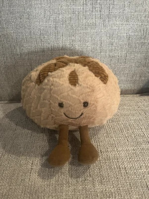 Amuseables Sourdough Jellycat photo