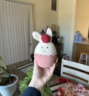 Dainty Dessert Bunny Cupcake Jellycat | Jelly Journal