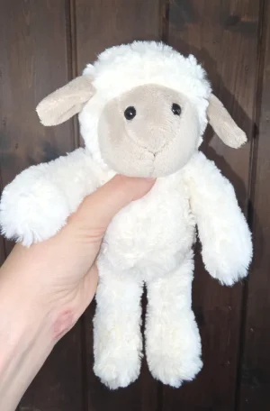 Pippin Lamb Jellycat photo