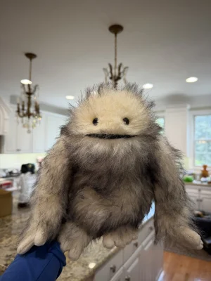 Bretti Yeti Jellycat photo