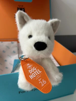A photo of Dog Hotel China 2026 Keyring Jellycat taken by TishWish