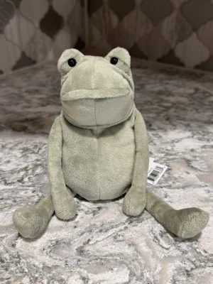 Fergus Frog - Small Jellycat photo uploaded by SnowLeopard821