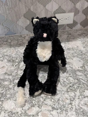 Pickles Cat - Medium Jellycat photo uploaded by SnowLeopard821