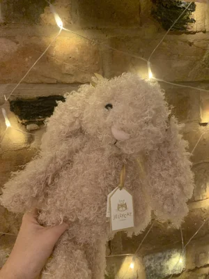 Bashful Luxe Bunny Curly Jellycat | Jelly Journal