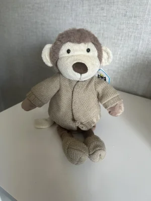 A photo of Knitknat Monkey Jellycat taken by jellycats.forever83