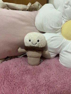 Amuseables Ice Cream Cone Jellycat photo