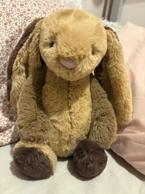  Patchwork Brown Bunny　うさぎ　ぬいぐるみ Bashful Patchwork Brown Bunny - Official Jellycat