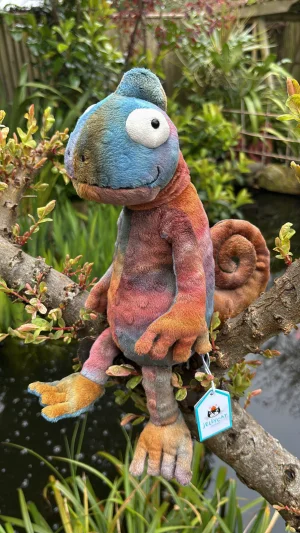 A photo of Colin Chameleon Jellycat taken by Jelly_Journey
