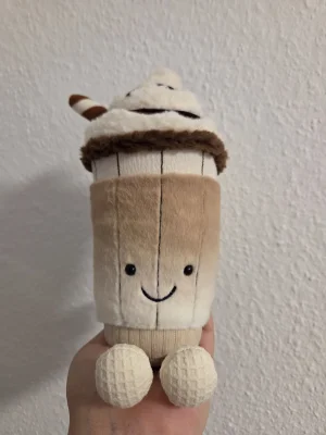 Amuseables Von Illa Eiskaffee Jellycat photo