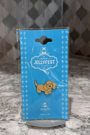Pecanine Sausage Dog Pin Badge Jellycat photo uploaded by SnowLeopard821