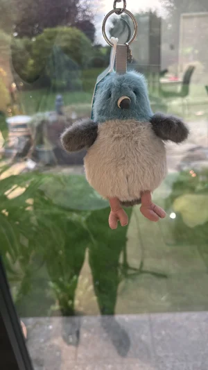 Strutton Pigeon Bag Charm Jellycat photo