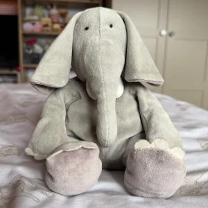 A photo of Rumble Tumble Elephant - Medium Jellycat taken by Rach01
