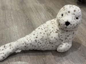 A photo of Sigmund Seal Jellycat taken by BunnyBPatt