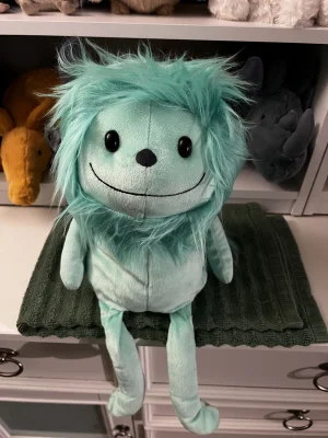 A photo of Cosmo Monster Jellycat taken by Micah_Mooks102