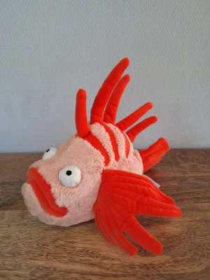 A photo of Lois Lionfish Jellycat taken by Sofie