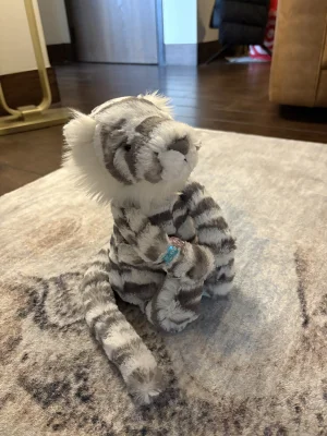 Bashful Snow Tiger Jellycat photo