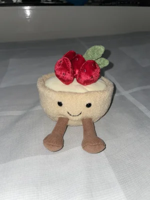 Amuseables Fleurette Tarte Aux Fraises 🇫🇷 Jellycat photo uploaded by twigletfitz