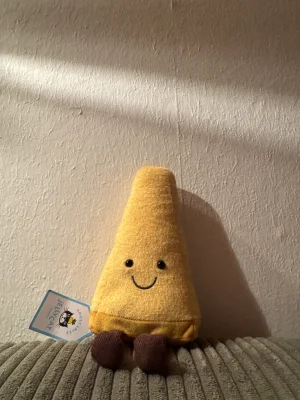 A photo of Amuseables Parmesan Jellycat taken by Vicki_ufo