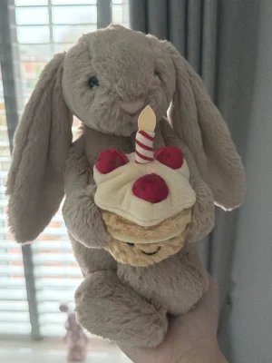 Bashful Beige Bunny 'Birthday' Jellycat | Jelly Journal