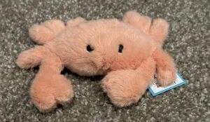 A photo of Fluffy Crab Jellycat taken by Bunnylove