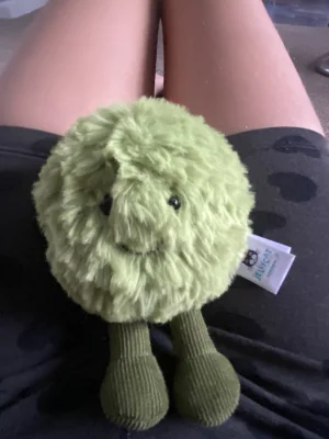 Amuseables Dot and Peg Mushy Peas 🇬🇧 Jellycat | Jelly Journal