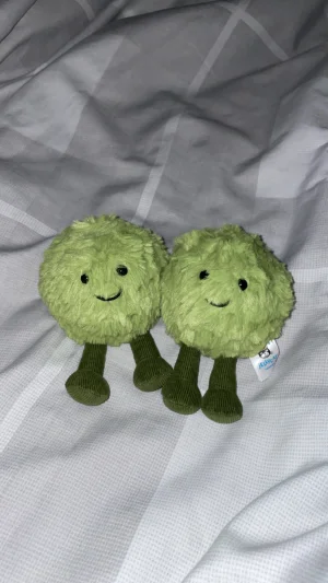 Amuseables Dot and Peggy Mushy Peas 🇬🇧 Jellycat | Jelly Journal