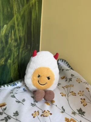 Amuseables Devilled Egg Jellycat photo