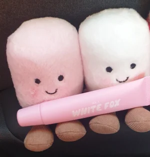 Amuseables Pink and White Marshmallows Jellycat photo