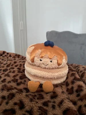 A photo of Amuseables Fran Pancakes Jellycat taken by emasjellycats