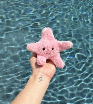 Fluffy Starfish Jellycat photo