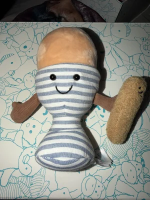 Amuseables Eggetha Egg & Lance Soldier Jellycat photo uploaded by SL4T3R_99
