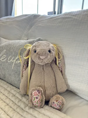 Blossom Beige Bunny 'Petal' Jellycat photo