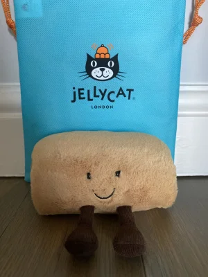 Amuseables Pain Au Chocolat Jellycat photo
