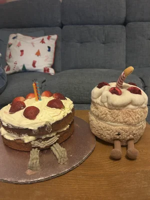 Amuseables Birthday Cake Jellycat photo
