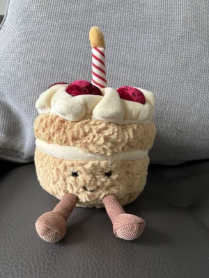 Amuseables Birthday Cake Jellycat photo
