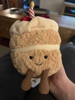 Amuseables Birthday Cake Jellycat photo