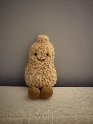 Amuseables Peanut Jellycat photo