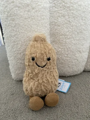 Amuseables Peanut Jellycat photo