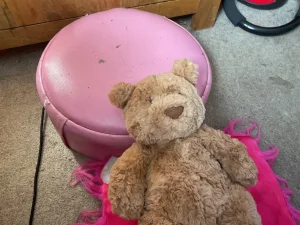A photo of Bartholomew Bear - Medium Jellycat taken by Milliekitty
