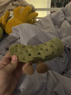 Amuseables Pickle Jellycat photo