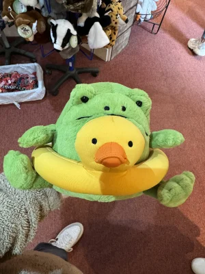 A photo of Ricky Rain Frog Rubber Ring Jellycat taken by daisymay02