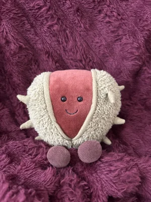 Amuseables Conker Jellycat photo