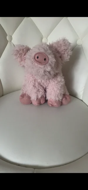 Curvie Pig Jellycat photo