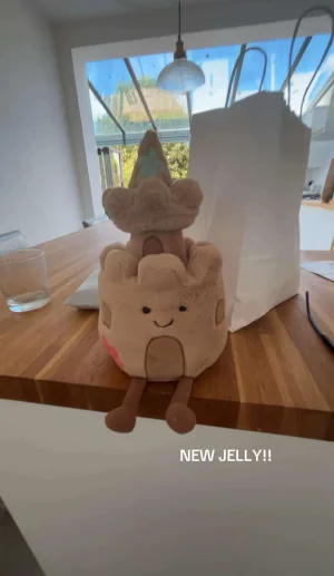 Amuseables Sandcastle Jellycat photo