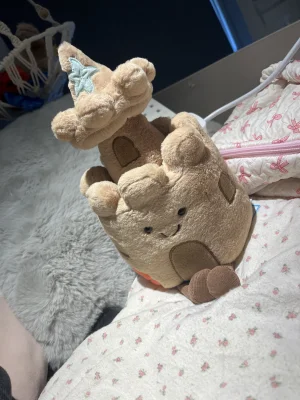 A photo of Amuseables Sandcastle Jellycat taken by harleys_jellies